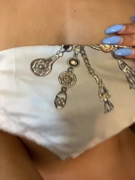 L000lita naked stripping on cam for live sex video chat