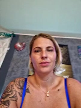 Lust_chick30 naked stripping on cam for live sex video chat