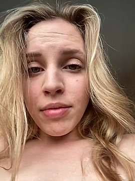 PamelaWet naked stripping on cam for live sex video chat