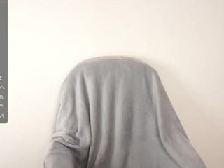 Ukrainian catwoman nude on cam – live sex chat