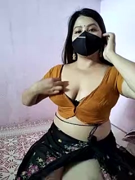 yours-megah naked stripping on cam for live sex video chat