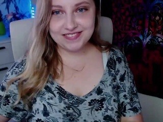 FemmeMAGGIE nude on cam – live sex chat