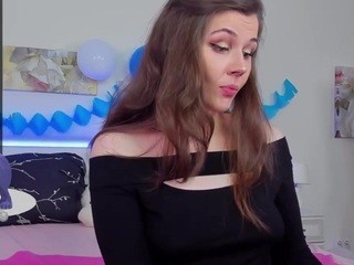 LunaBlake nude on cam – live sex chat