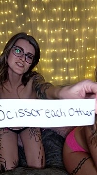 Taneil2pt0 nude stripping on cam for online sex video chat