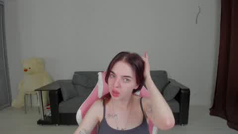 lia2222 (lia2222) fully nude Live Sex Webcam chat