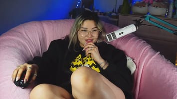 roxysuh (roxysuh) fully nude Online Sex Webcam chat
