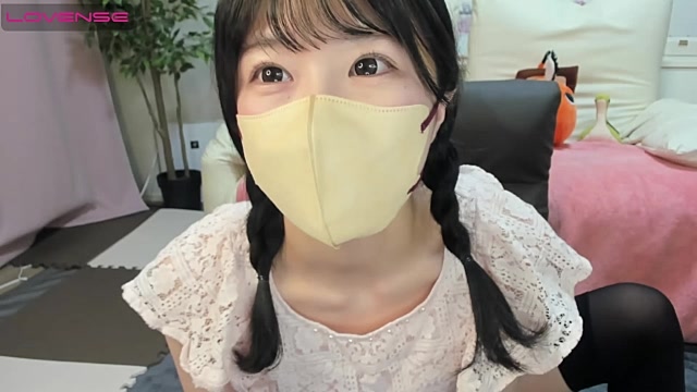ANZUchan fully nude stripping on cam for online porn video chat
