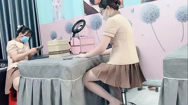 BeautySpa_Eira fully nude stripping on cam for online sex video webcam chat