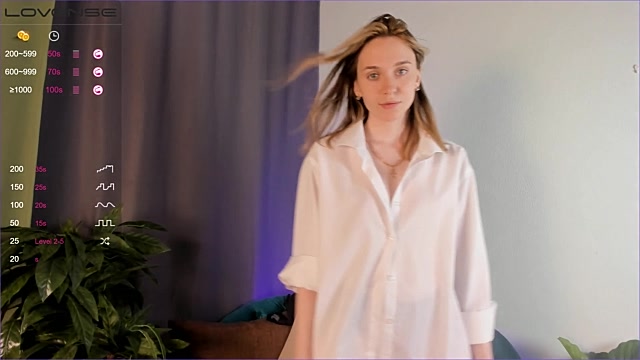 CedelKyngi fully nude stripping on cam for online porn movie chat