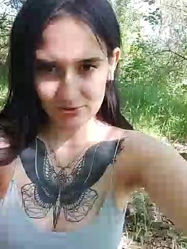 Heart_Ass fully naked stripping on cam for live sex movie webcam chat