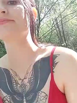 Heart_Ass fully nude stripping on cam for live sex movie webcam chat