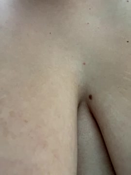 horny_roomiess nude stripping on cam for live porn video chat