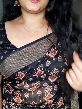 Hot_Telugu_Queen fully nude stripping on cam for online sex movie chat