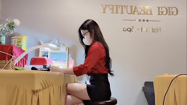 Jennie_Spa fully nude stripping on cam for live porn movie show