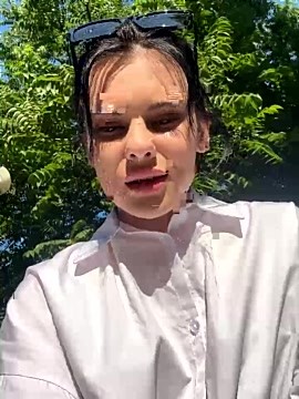 _Kelly_Roger_ naked stripping on cam for live porn video webcam chat