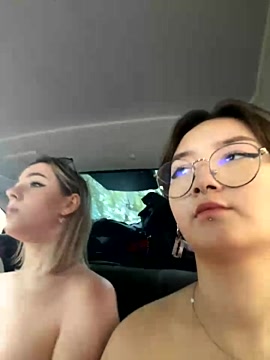 LiseTinypoet fully naked stripping on cam for online sex video show