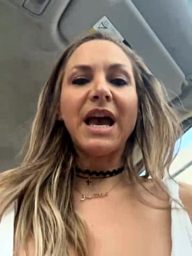 MessyNastyNaty fully nude stripping on cam for online sex video show