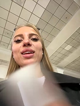 pinkstar_ fully nude stripping on cam for online sex video webcam chat