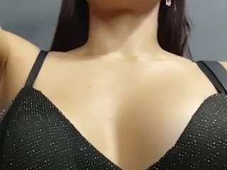 Sarah Peterson fully nude on cam – live sex chat
