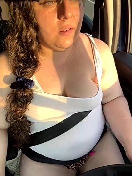 sunniiflovver naked stripping on cam for live porn video show