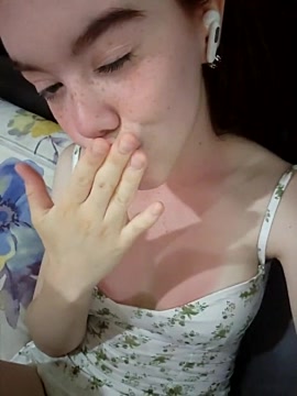 Teya_New naked stripping on cam for online sex video webcam chat