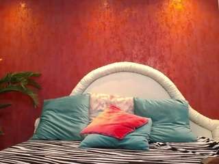 JenifferReys fully naked on cam – online porn chat