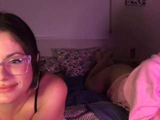Nalani Cakes fully nude on cam – live sex webcam chat