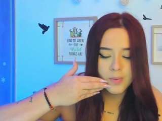 Luna Bowers fully naked on cam – live sex webcam chat