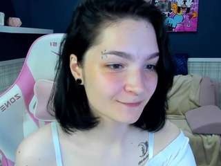 Luna-Moon13 naked on cam – online porn show