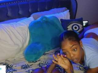 Goddess Treat nude on cam – online porn chat