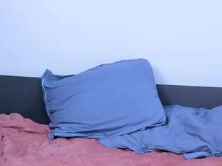 Mireymrrr fully naked on cam – live sex show