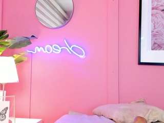 Julieta fully nude on cam – online sex chat