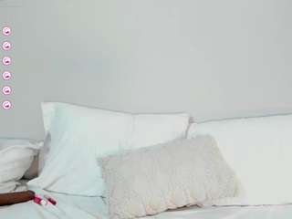 Haley nude on cam – live sex chat
