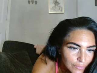 Preciousmilf naked on cam – online porn chat