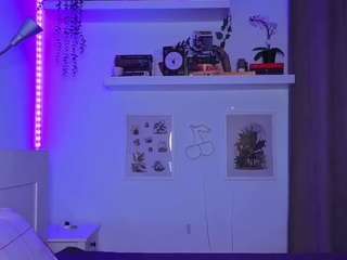 Smashley fully nude on cam – online sex chat