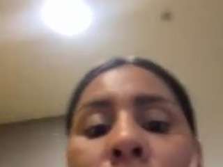 Alisson fully naked on cam – live sex webcam chat