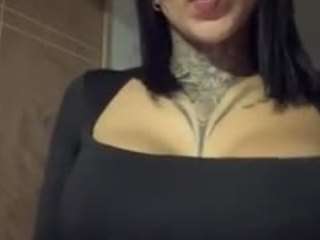 Anna Maria fully naked on cam – live porn chat