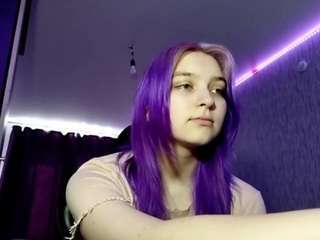 LucileFroneberger fully nude on cam – live porn show