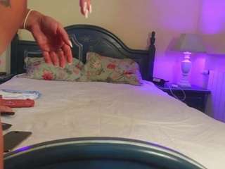Milagoddesss fully naked on cam – live porn chat