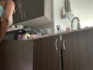 Misskellyy nude on cam – live sex show