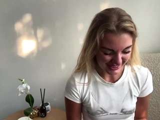 ShawneeIngles fully nude on cam – online sex show