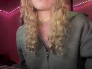 AlexisRockwood fully nude on cam – live sex chat